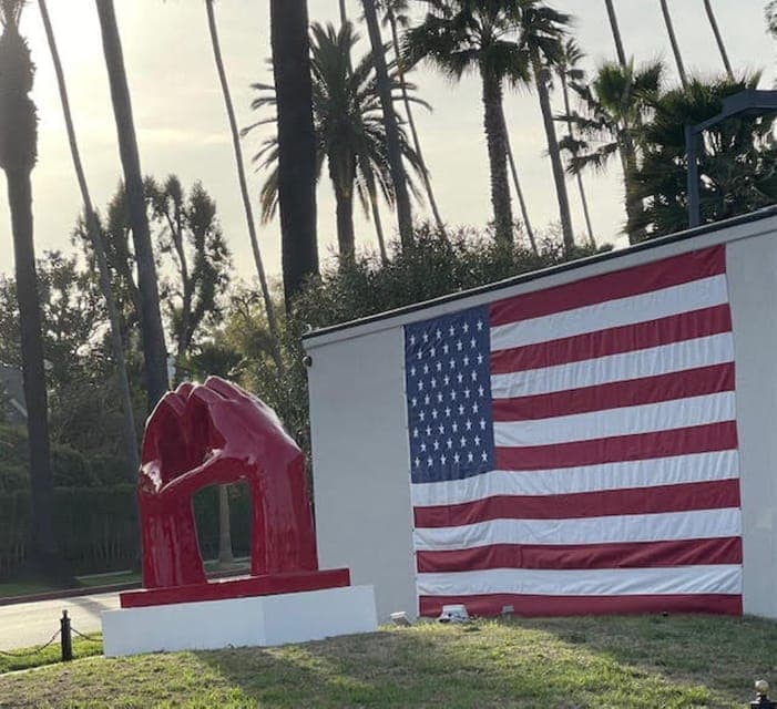 Street Art Tour with Local Artist Gallery Image 4