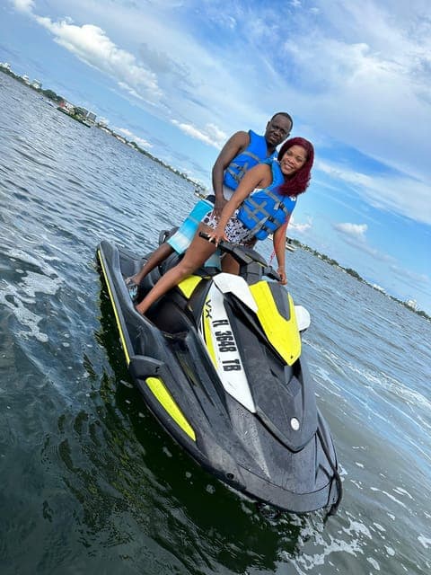 Miami Beach: Early Bird Jet Ski Rental with Boat Ride Gallery Image 4