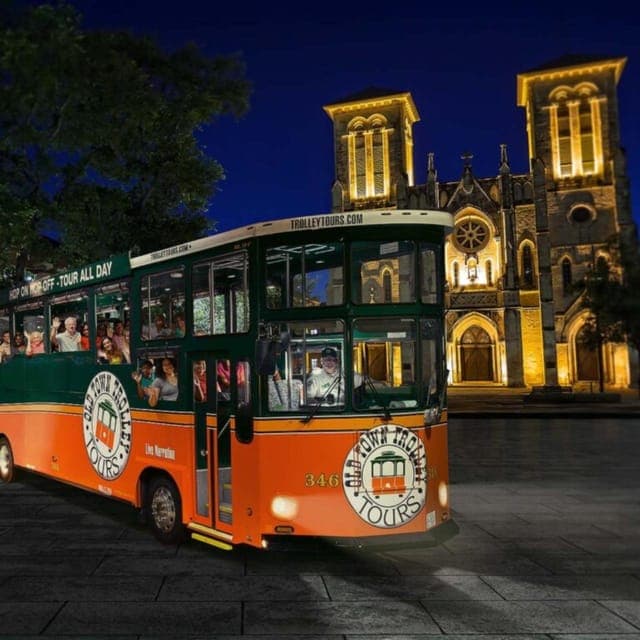 City Lights Night Tour by Trolley Gallery Image 4