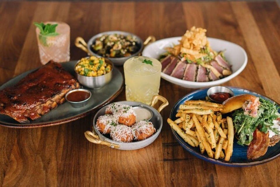 Helicopter Tour to Eureka Tasting Kitchen Gallery Image 3