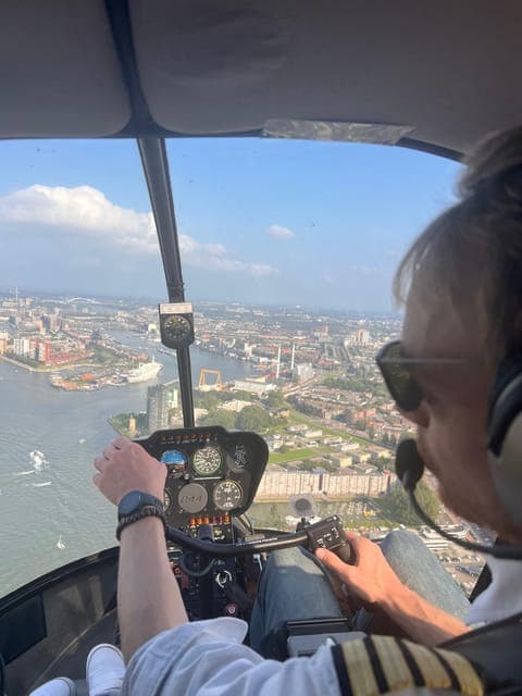 40. Holland highlight helicopter tour - Image 40