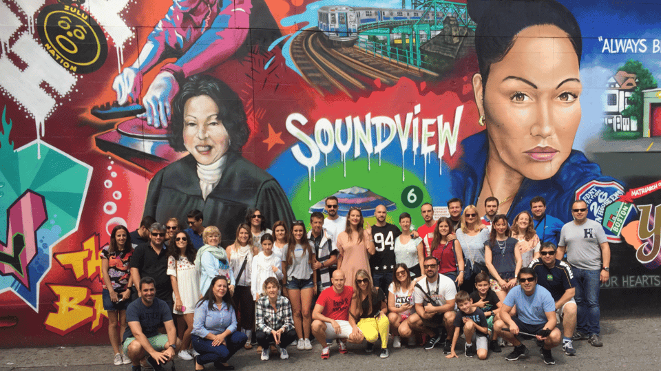 New York Contrasts Tour through Harlem, The Bronx, Queens and Brooklyn Gallery Image 3