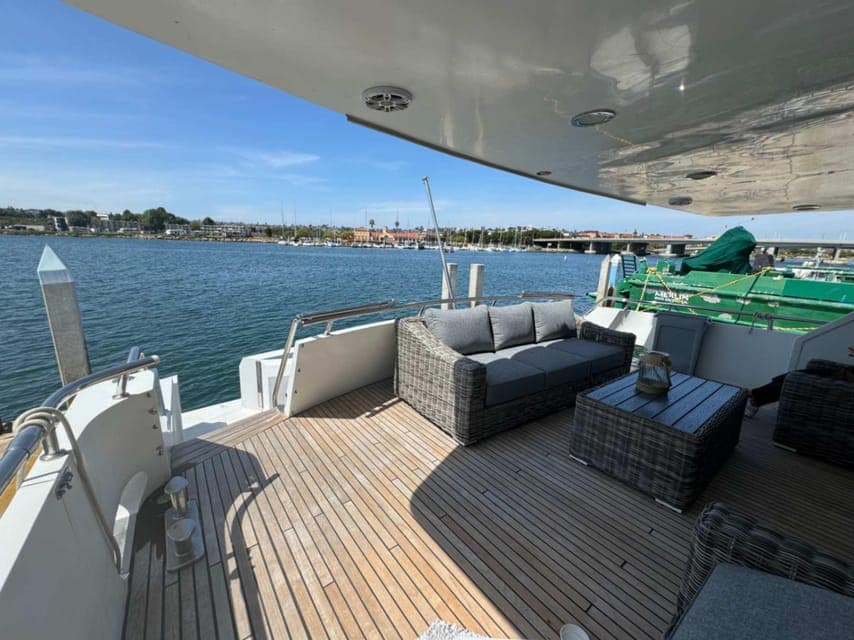 Long Beach: 4-Hour Luxury Yacht Rental Lady Sofia Gallery Image 4