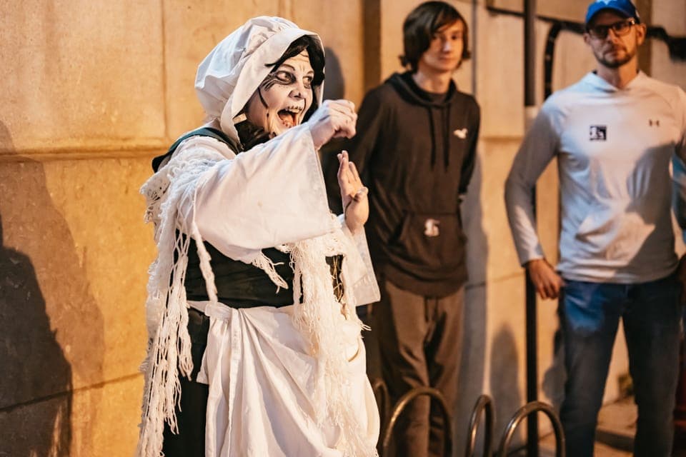 Quebec Interactive Street Theatre: "Crimes in New France" Gallery Image 3