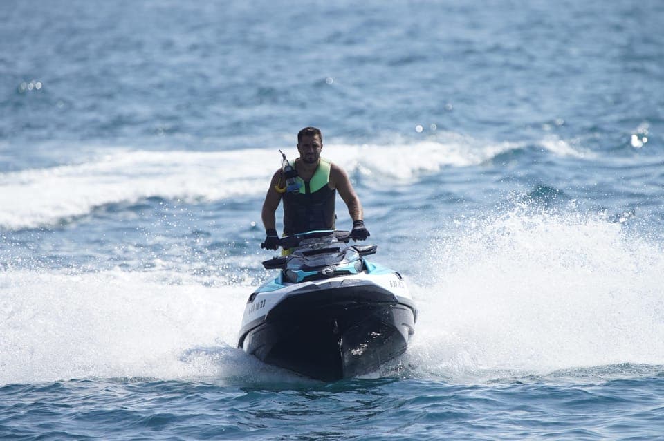 Jetski No Licence Tour Hotel W - Photo included Gallery Image 3