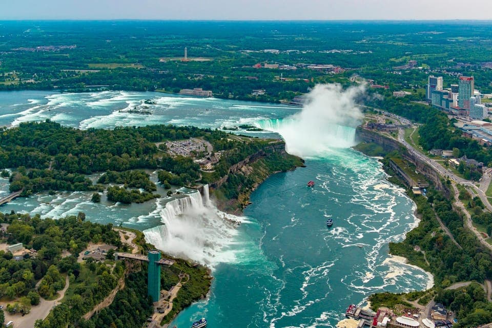Toronto, Niagara Falls & 1000 Islands Tour Gallery Image 2