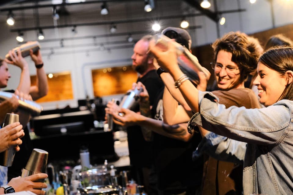 Cocktail-Making Class with Mixologist - Image 7