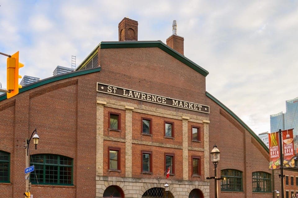 Old Town Highlights Private Walking Tour Gallery Image 4