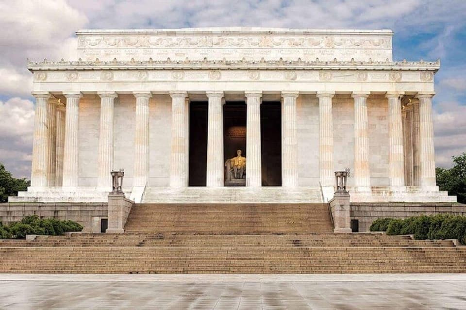 Small-Group D.C, U.S Capitol & Mount Vernon 1-Day Tour Gallery Image 4