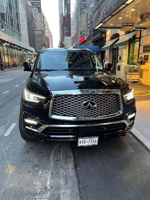 Private JFK to Newark Airport Transfer–Your Exclusive Ride Gallery Image 2