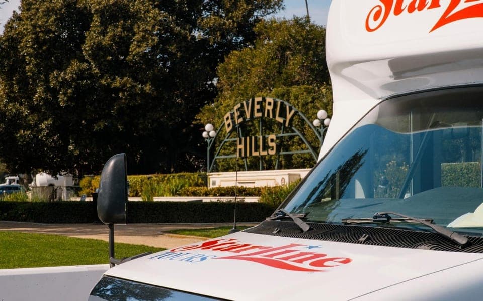 Celebrity Homes Tour with Hop-On Hop-Off Bus Gallery Image 2