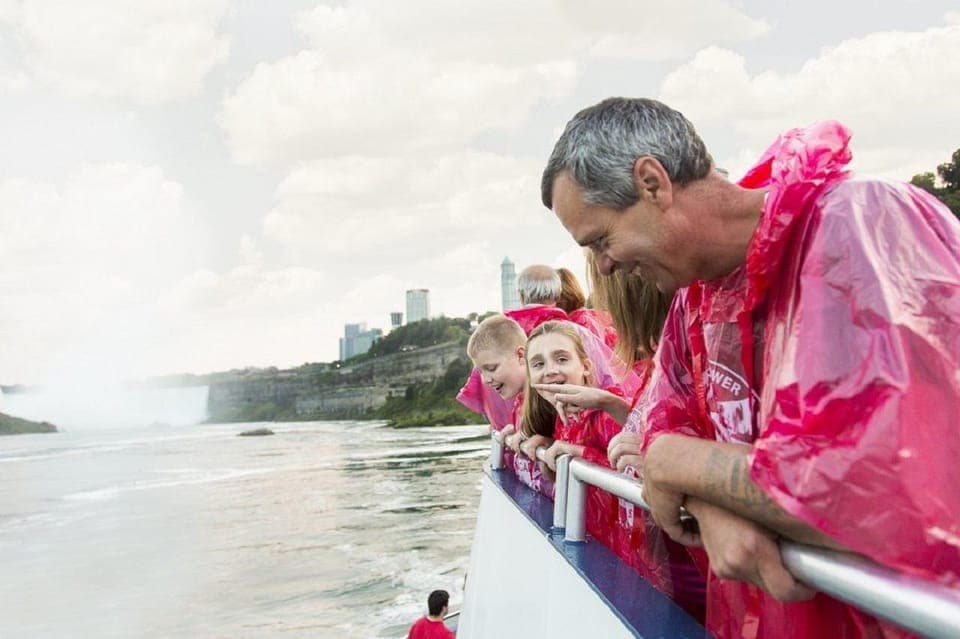 1. Day trip to Niagara from Toronto with Spanish speaking guide - Image 1