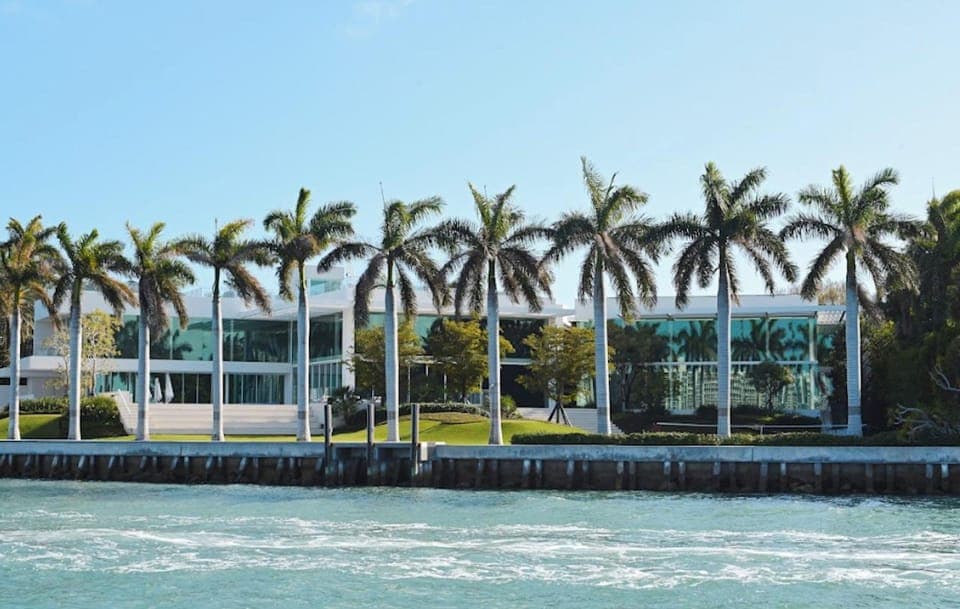 Biscayne Bay Millionaire's Homes Sightseeing Cruise Gallery Image 2
