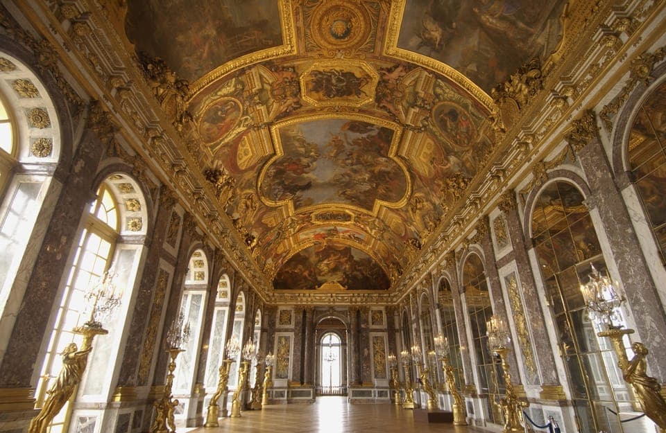 Versailles Guided or Audio Tour with transport Gallery Image 4