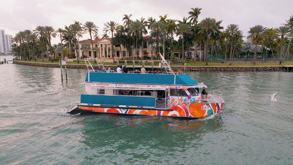 Sightseeing Boat Tour Gallery Image 2