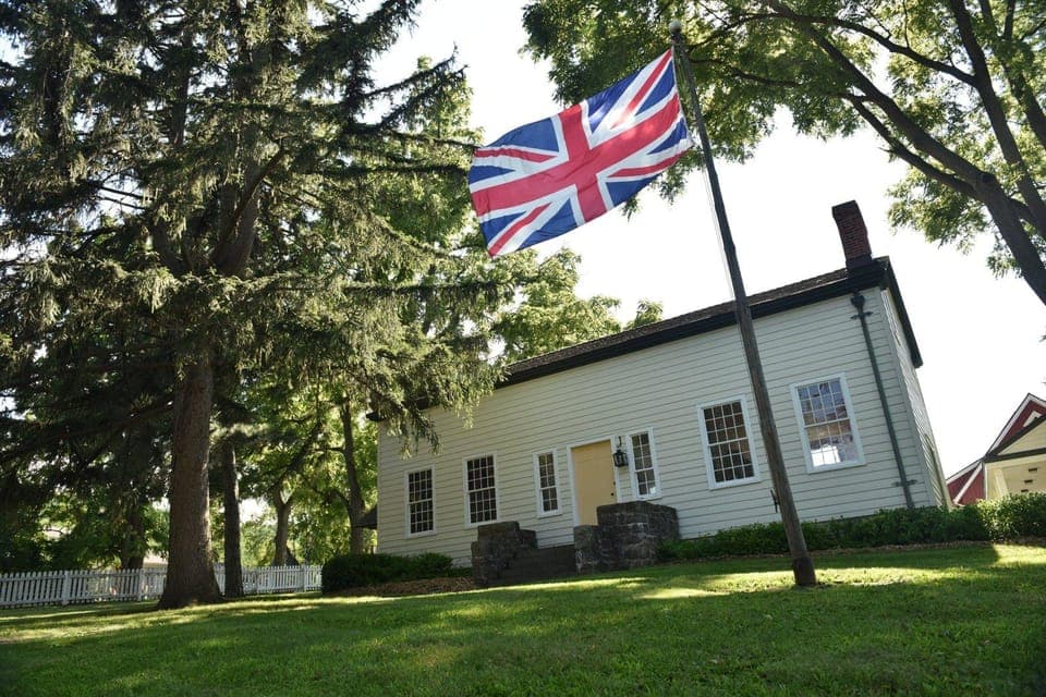 Niagara Falls and Niagara-on-the-Lake Ultimate Day Tour Gallery Image 3