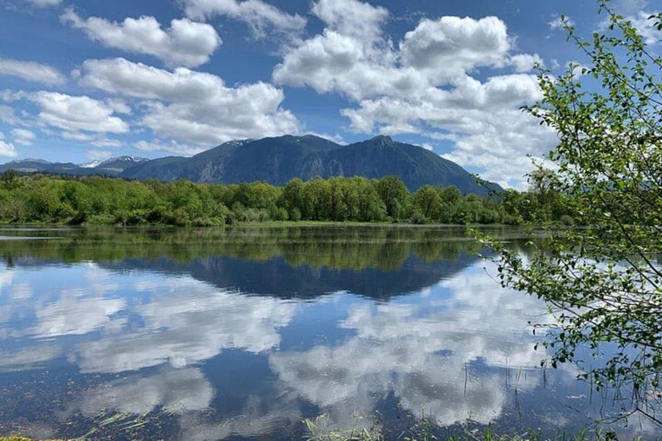Pacific Northwest Waterfalls & Hiking Tour Gallery Image 3