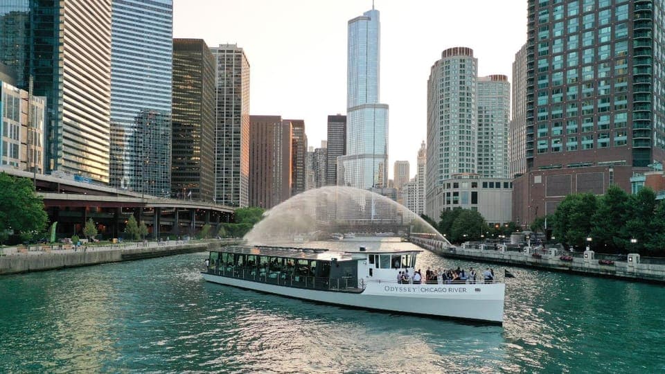 4. City Cruises Chicago: Brunch, Lunch, or Dinner River Cruise - Image 4