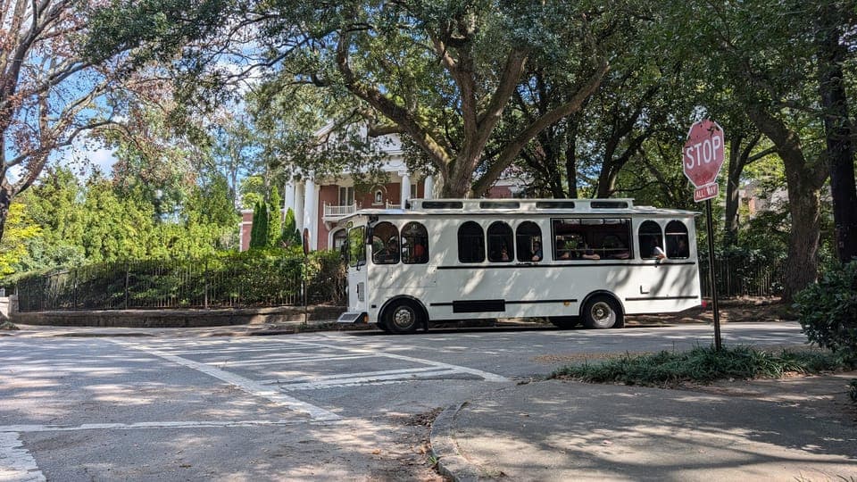 1.5-Hour Highlight Trolley Tour Gallery Image 1