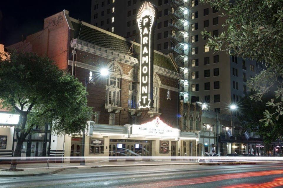 Austin’s Spirits & Spirits Haunted Pub Crawl Gallery Image 4