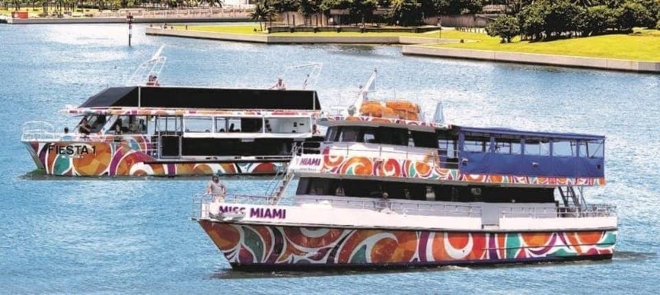 Miami: Celebrity Homes Boat Tour with Guide Gallery Image 3