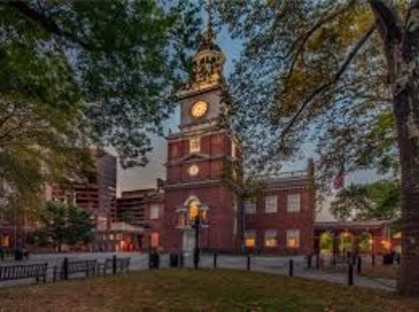 Open-Top Nighttime Bus Tour Gallery Image 3