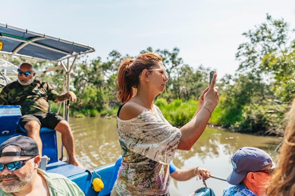 High Speed 9 Passenger Airboat Tour Gallery Image 2