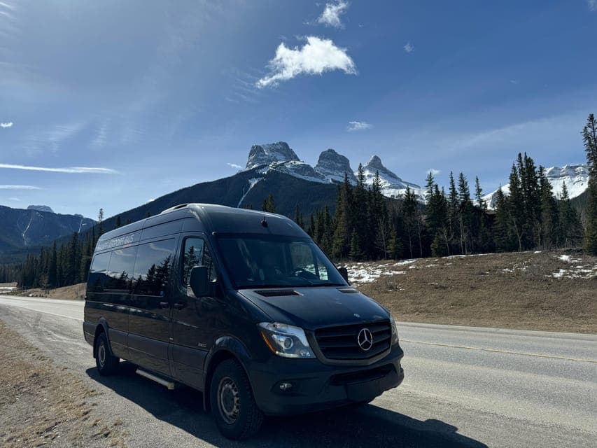 Banff (Canmore) to Calgary Airport | Private Transfer Gallery Image 3