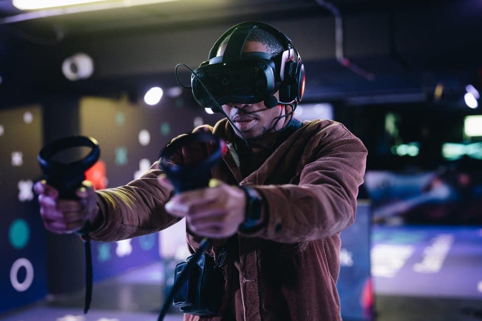 VR Game Park Free-Roaming Experience Gallery Image 3