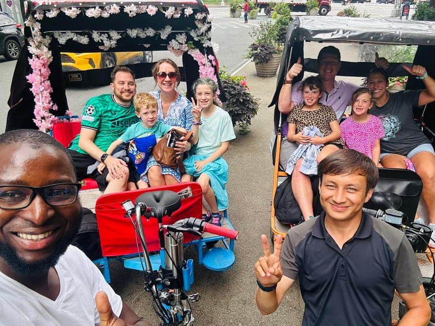 Central Park guided pedicab tour Gallery Image 3
