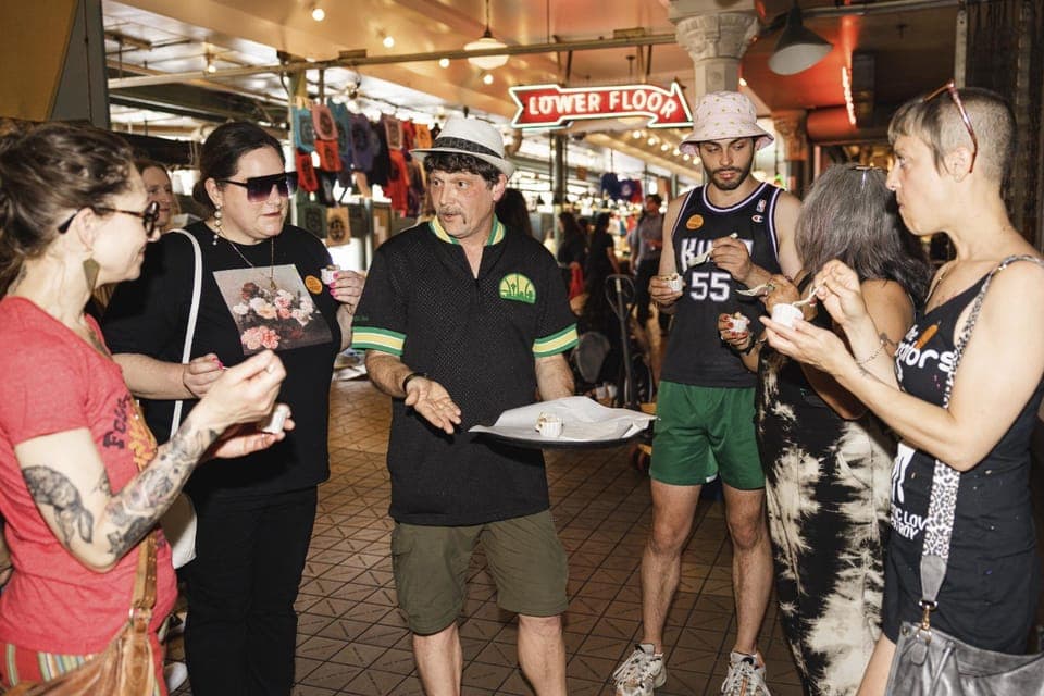 Pike Place Market: Meet the Market - Food and Fun Tour Gallery Image 2