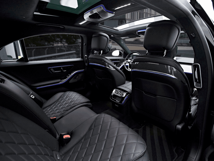 Private transfer to/from Schiphol Airport or city Gallery Image 3