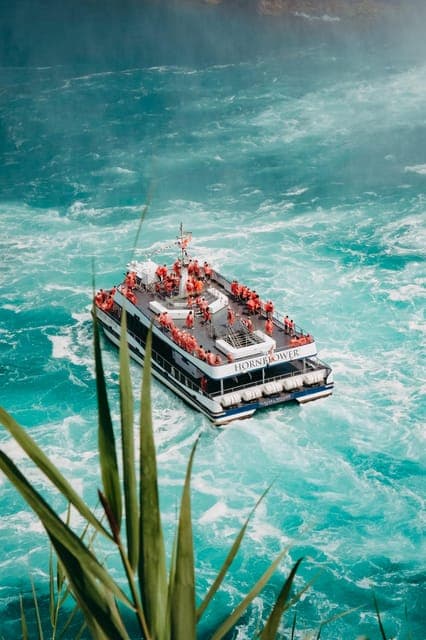 3 - Day Niagara Falls USA & Canada Combo Tour Gallery Image 4