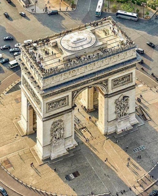 Paris Top Sights Half Day Walking Tour with a Fun Guide Gallery Image 4