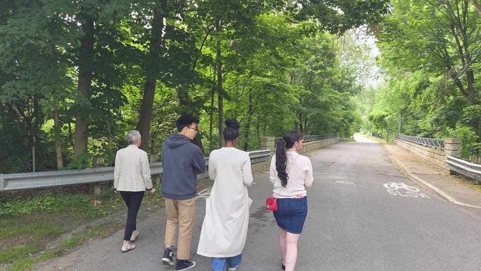 RiverBrink Art Museum: Historical Walking Tour of Queenston Gallery Image 3