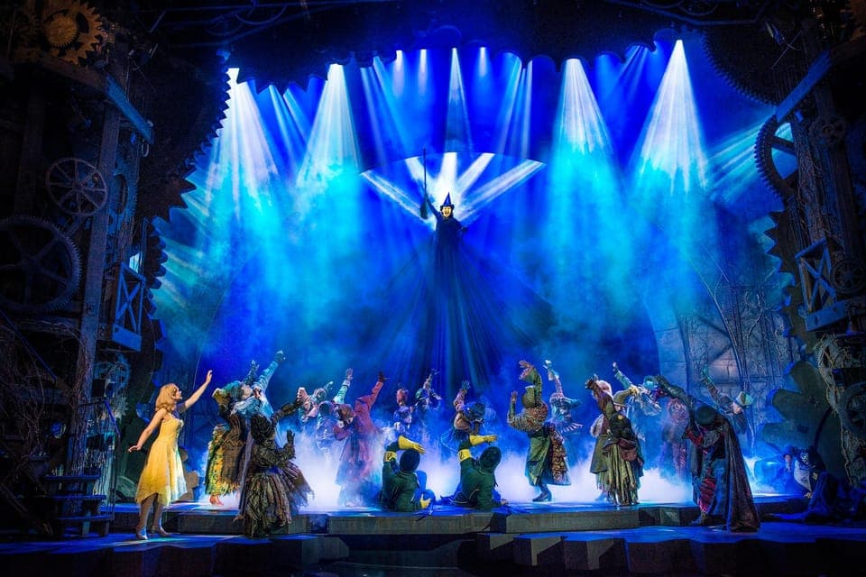 London's West End: Ticket to Wicked the Musical Gallery Image 4