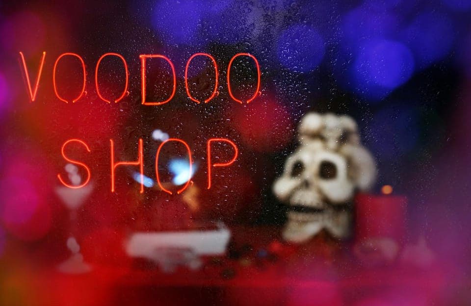 Voodoo Queen Tour of French Quarter Gallery Image 4
