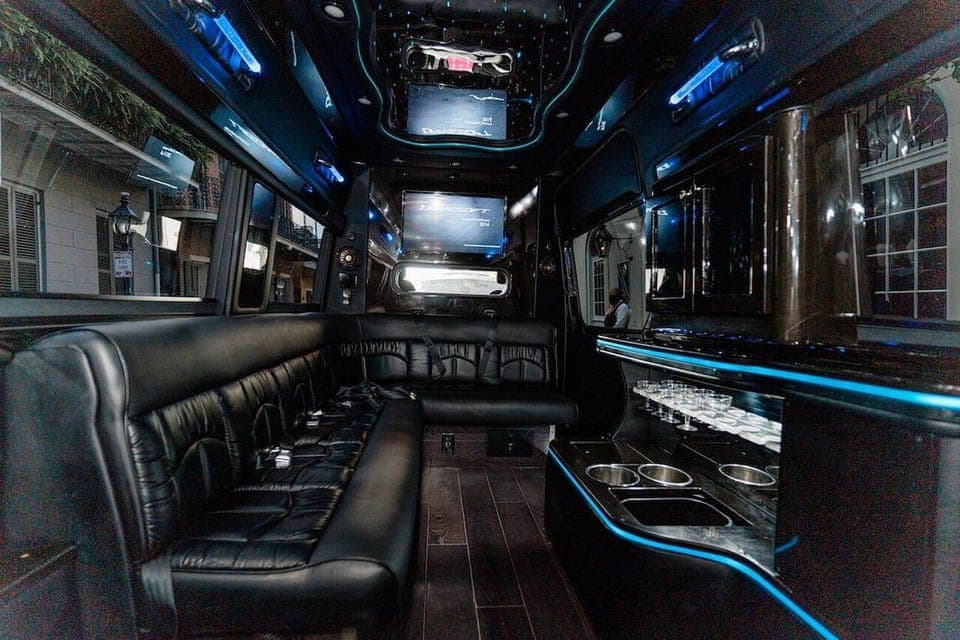 Party Bus Experience Gallery Image 2