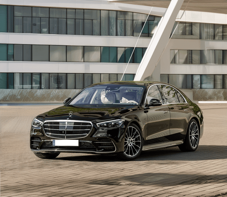 Private transfer to/from Schiphol Airport or city Gallery Image 2