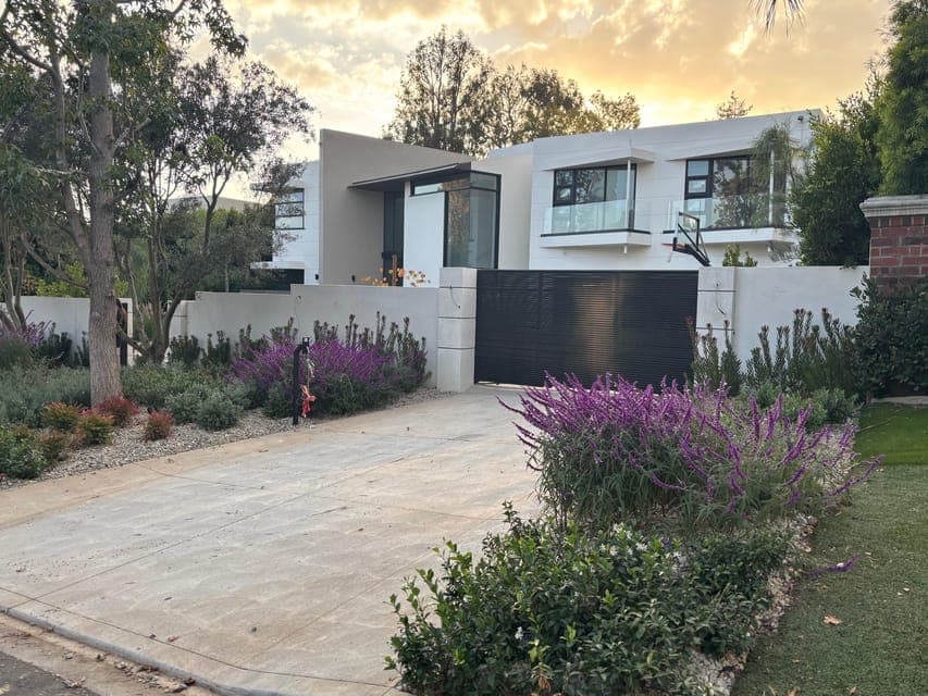 Three filming locations of the America TV show Modern Family Gallery Image 3