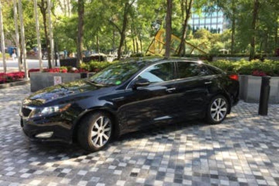 Private Transfer to Whistler with Sightseeing Gallery Image 2