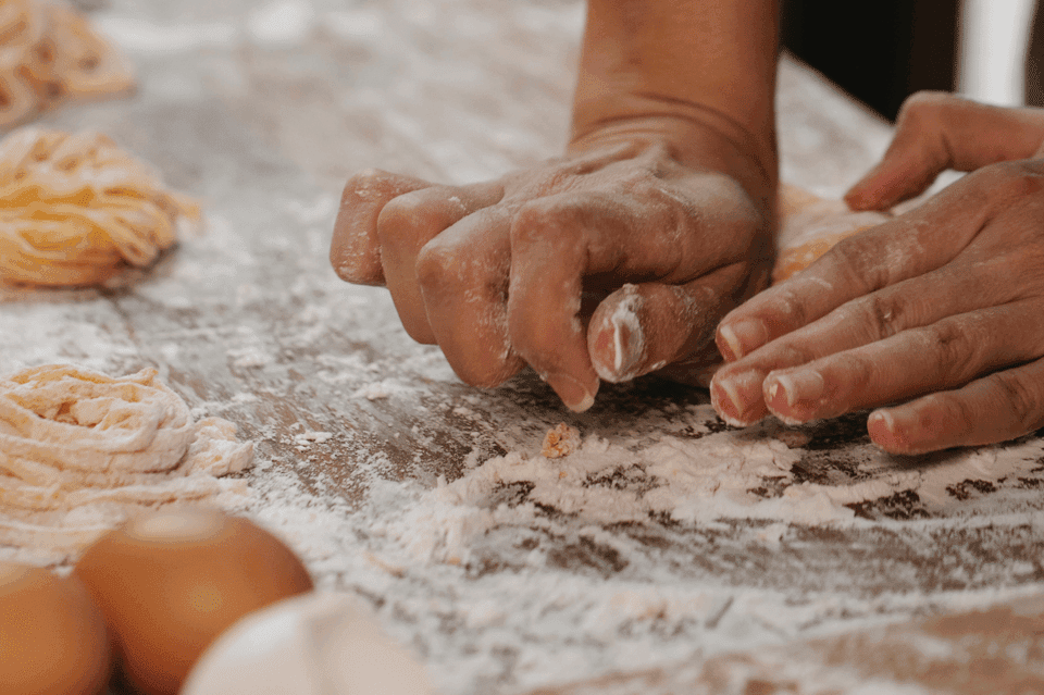 27. Master the Art of Colossal Shrimp Alfredo Pasta - Image 27