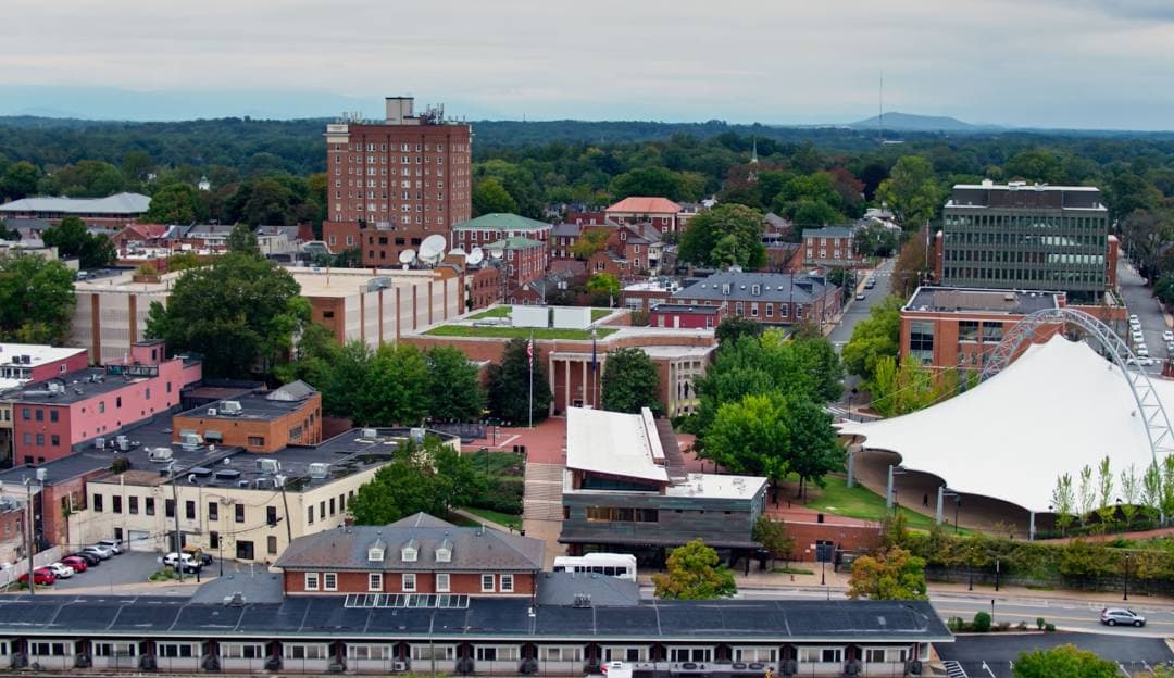 Charlottesville, VA Charlottesville, VA