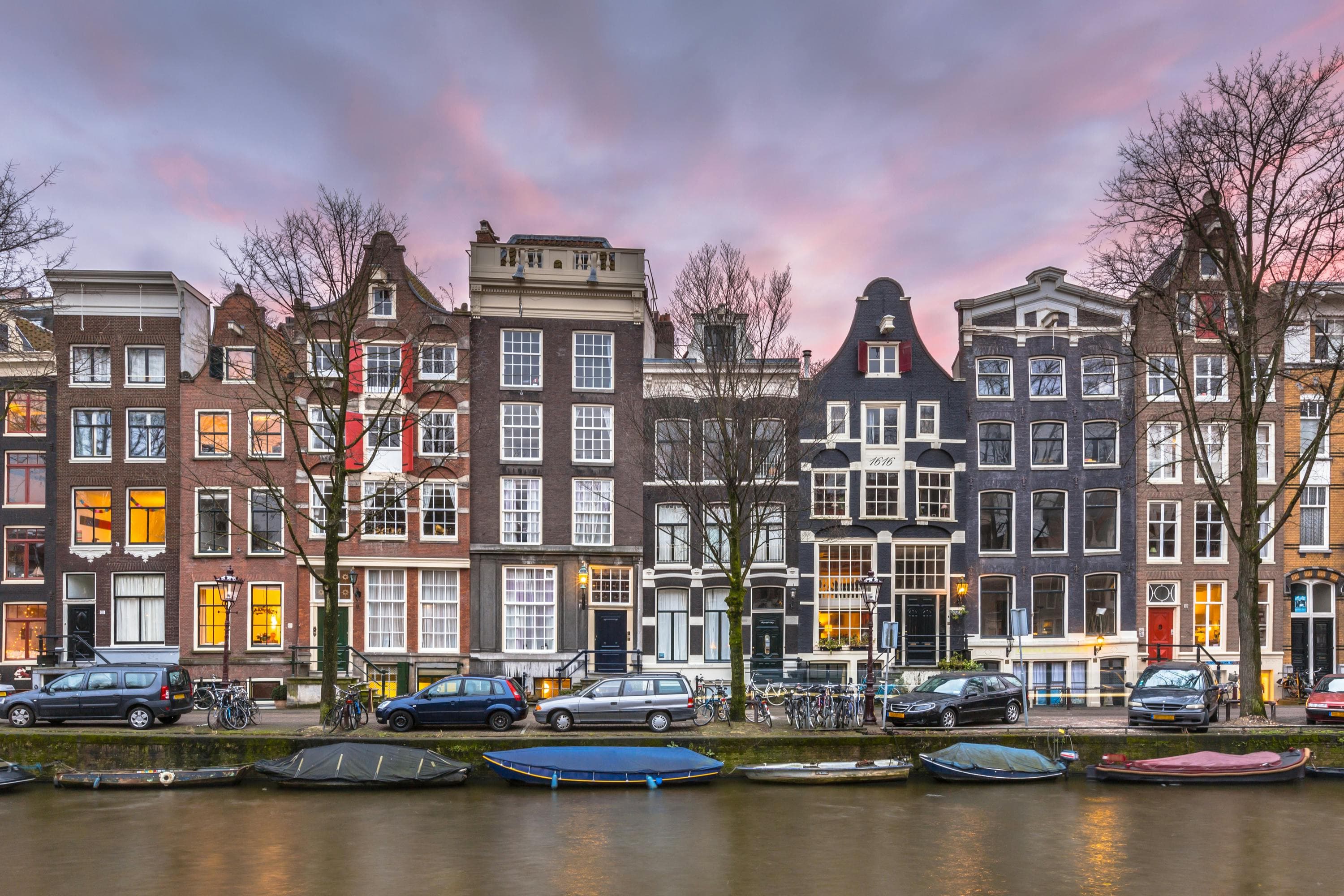 Amsterdam, NH Amsterdam, NH