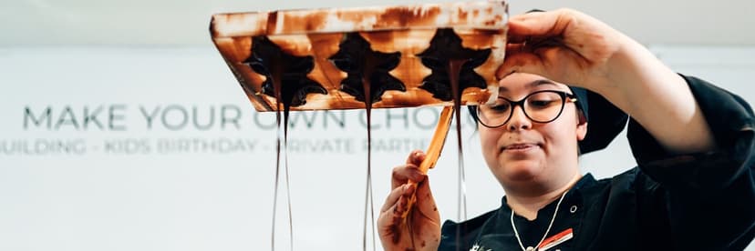 1,5 Hour VIP Chocolate Making Class and Tastings in Brussels