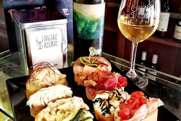 A la Carte Venice — Private Romantic Food Walk (Spritz, Cicchetti & Gelato)