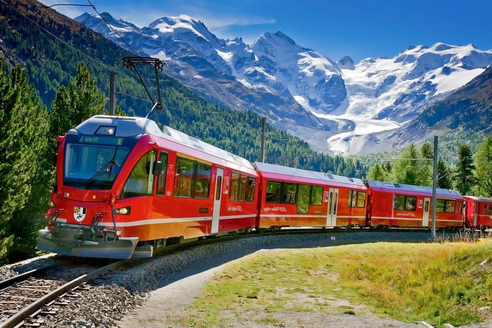 Bernina Express & St. Moritz — 1‑Day Private Romantic Alpine Escape (from Milan)
