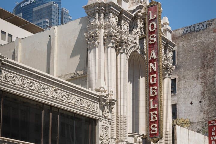 Downtown Los Angeles — History & Architecture Walking Tour (Friends)