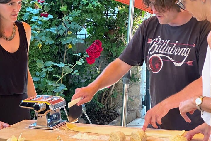 Family-Style Italian Lasagna Cooking & Dining — Basel (Private, Evening)