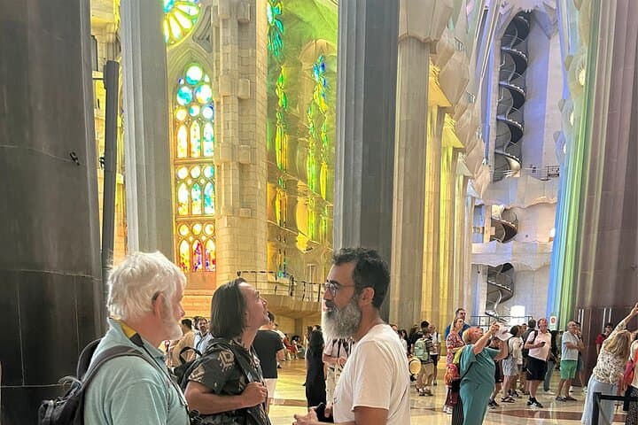 Lights and Shadows of the Sagrada Família — Family Friendly Guided Visit
